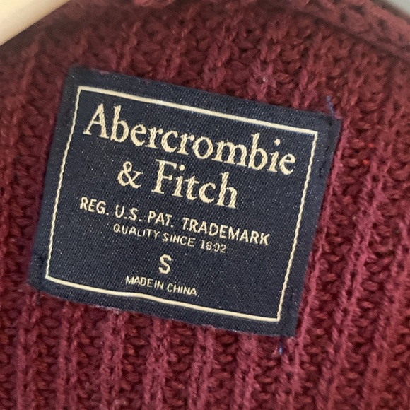 🎉🎉🎉SOLD🎉🎉🎉🎉🎉🎉Abercrombie & Fitch sweater - Picture 7 of 8